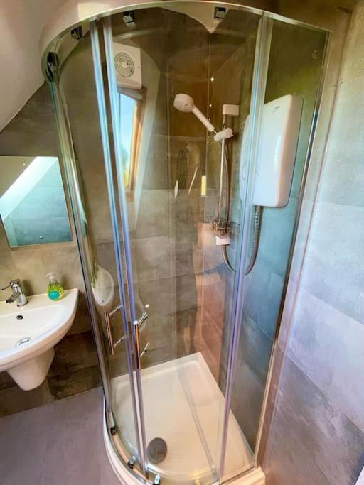 The Little Gable Apartment Wavendon ภายนอก รูปภาพ